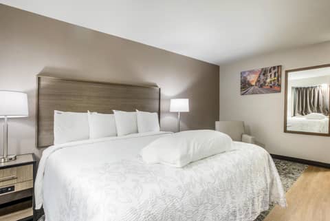 Red Roof Inn PLUS+ & Suites Savannah – I-95 — photo 8