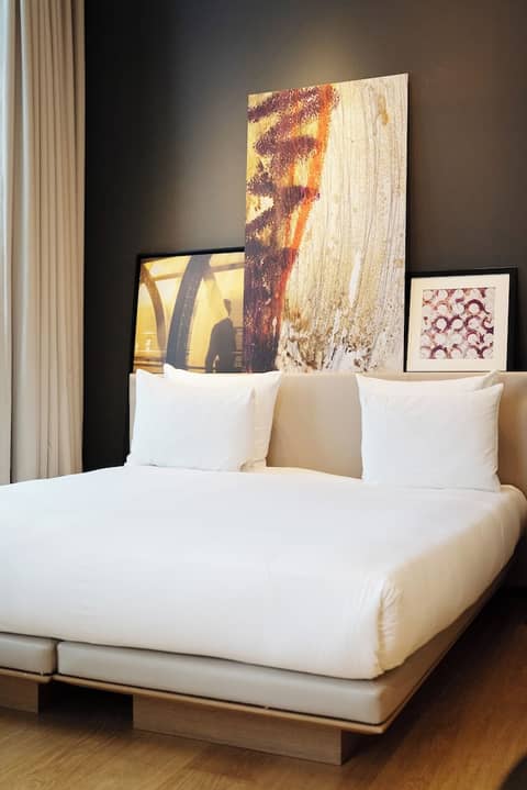 Le Cinq Codet — hotel room