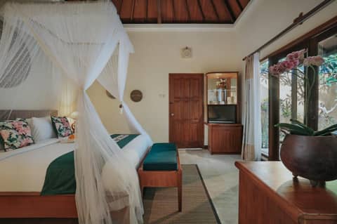 Parigata Villas Resort — hotel room
