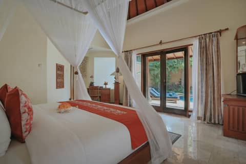 Parigata Villas Resort — hotel room