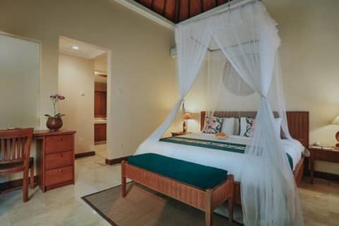 Parigata Villas Resort — hotel room
