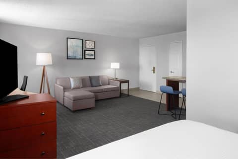 Residence Inn by Marriott San Diego Downtown — photo 2