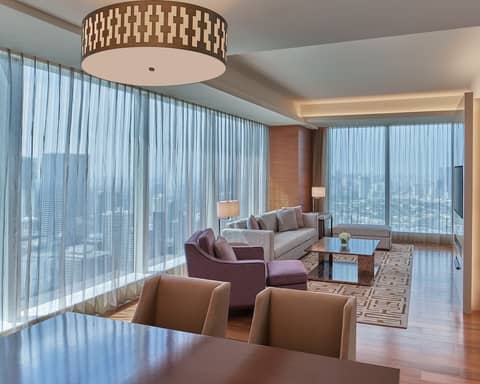 Grand Hyatt Manila — photo 8
