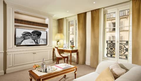 Hôtel Splendide Royal Paris - Relais & Châteaux — hotel room