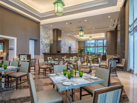 Discovery Primea — dining