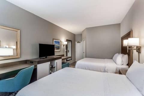 Hampton Inn Milwaukee Airport — photo 2