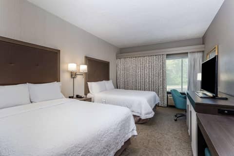 Hampton Inn Milwaukee Airport — photo 7