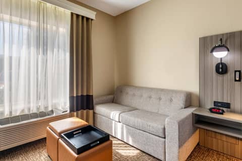 Comfort Inn & Suites North Dallas-Addison — photo 6