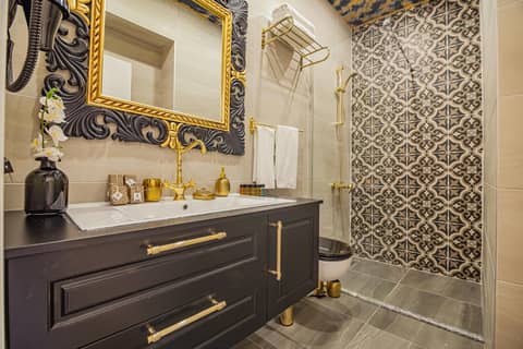Lord Morgan & Exclusive Design Residence Nişantaşı — bathroom