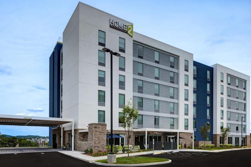 Home2 Suites By Hilton Nashville Downtown-Metrocenter — building