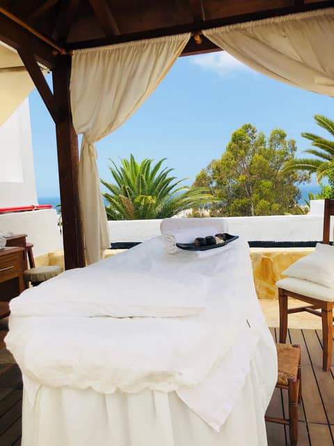 Regency Torviscas Apartments and Suites — recepcion & lobby