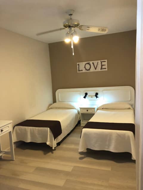 Regency Torviscas Apartments and Suites — hotel room