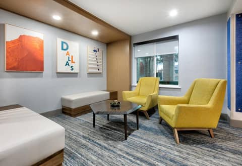 Holiday Inn Express & Suites DALLAS PARK CENTRAL NORTHEAST by IHG — photo 4