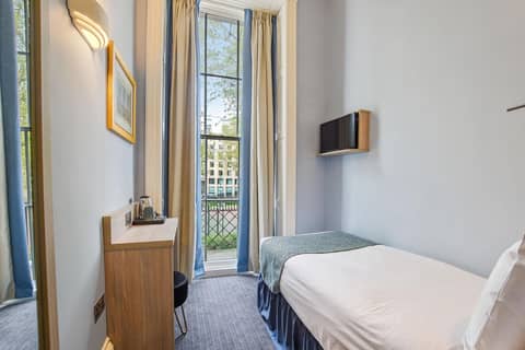 The Judd Hotel — hotel room