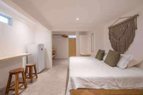 Casa Neem — hotel room