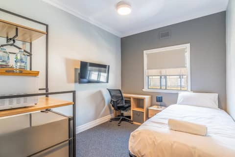 K2 Brisbane — hotel room