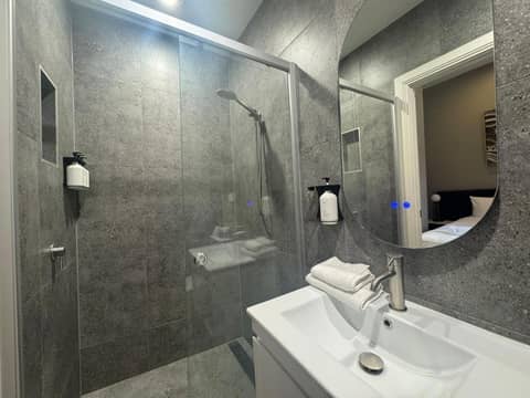 K2 Brisbane — bathroom