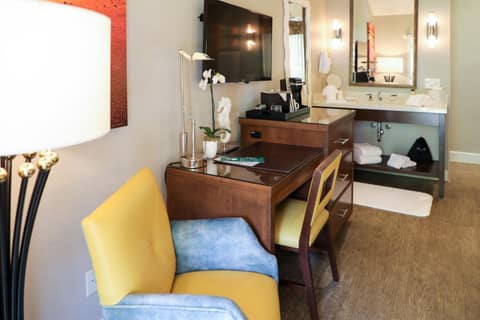 Almond Tree Inn - Adults Only — photo 5