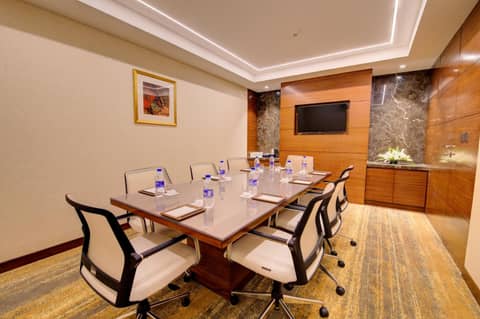 Niranta Transit Hotel Mumbai Airport - At Arrivals — photo 2