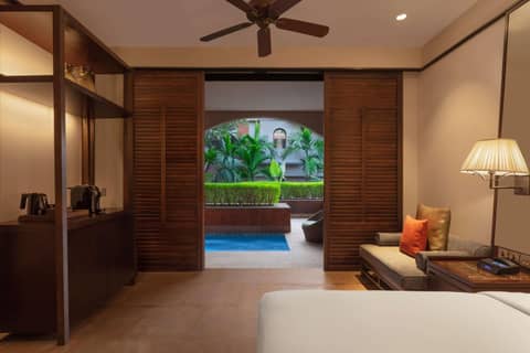 Hilton Goa Resort Candolim — hotel room