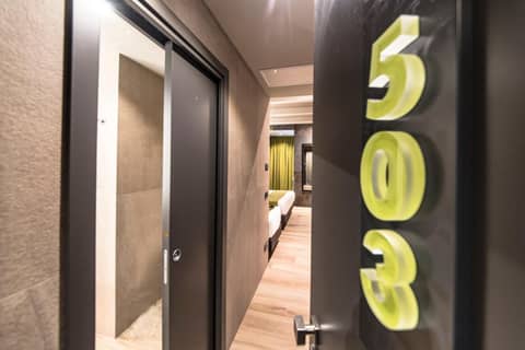 Just Hotel Milano — hotel room