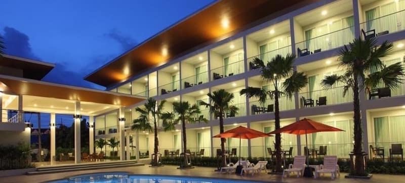 Clear House Resort — building
