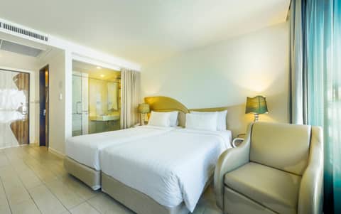 Le Tada Parkview Hotel — hotel room