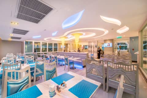 Le Tada Parkview Hotel — dining