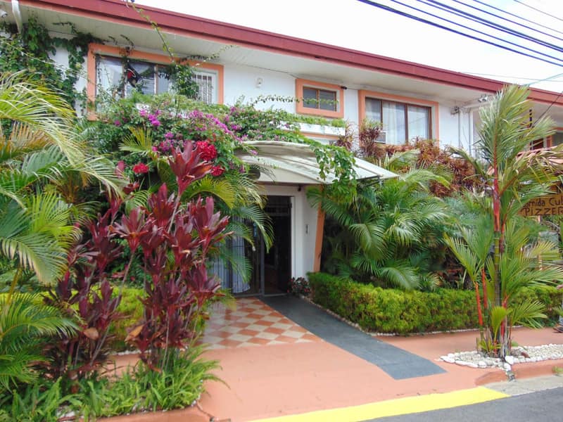 Casa Lima B&B — building