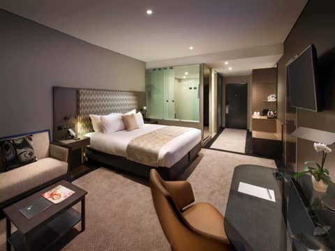 Pullman Brisbane Airport — hotel room