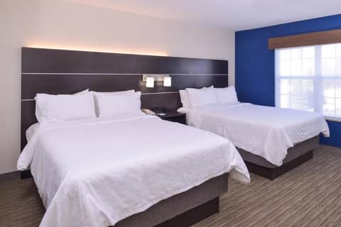 Holiday Inn Express Southfield-Detroit, an IHG Hotel — hotel room