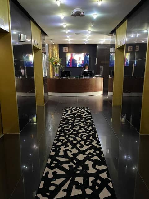 Reef Hotel — recepcion & lobby