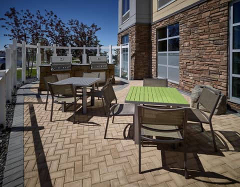 Homewood Suites Calgary Airport — photo 4