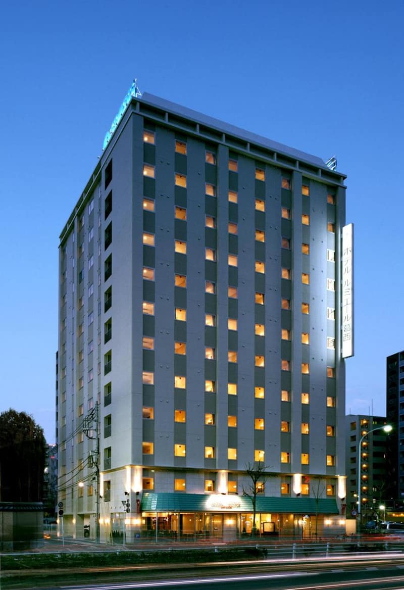 Hotel Lumiere Kasai — building
