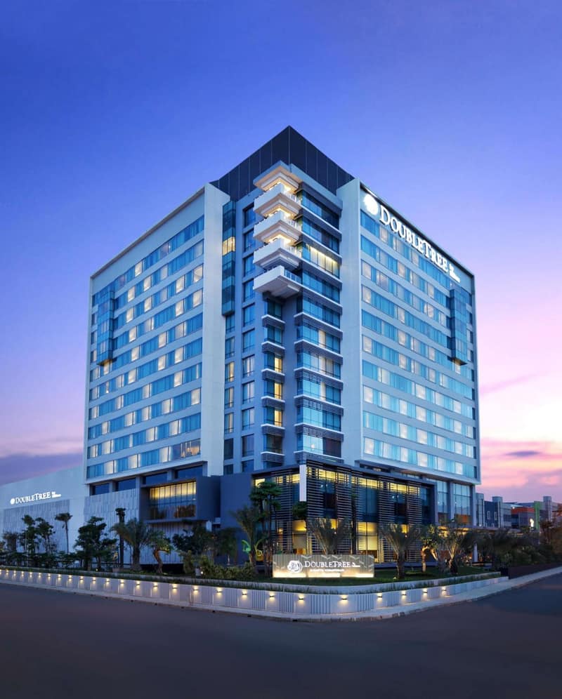 DoubleTree by Hilton Jakarta Kemayoran — building