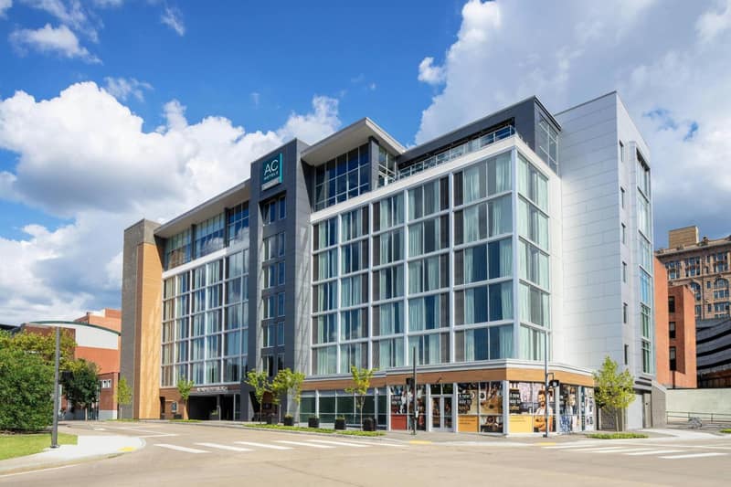 AC Hotel by Marriott Pittsburgh Downtown — building