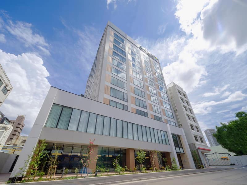 Tosei Hotel Cocone Tsukiji Ginza Premier — building