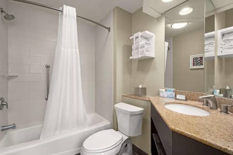 Hampton Inn & Suites New Orleans Downtown French Quarter Area — photo 3