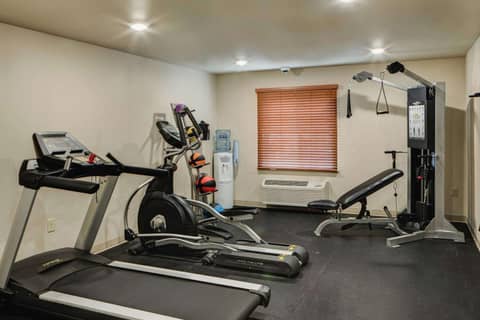 WoodSpring Suites Columbus NE I-270 Airport — photo 6