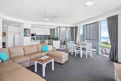 Holiday Holiday Sun City Apartments — photo 3