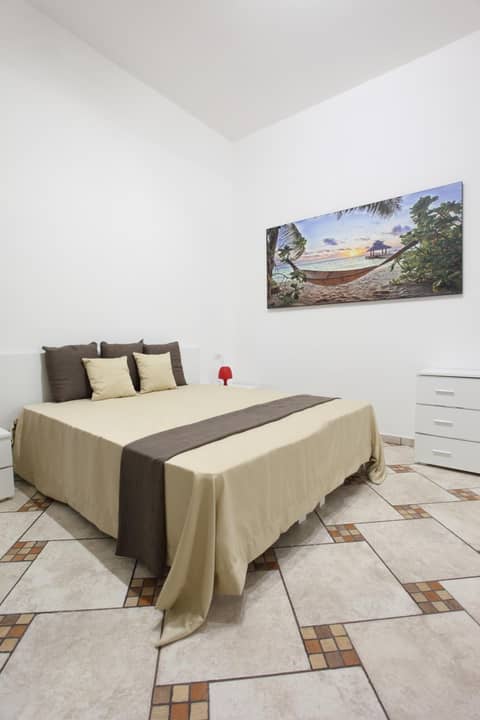 Napoli Sea — hotel room