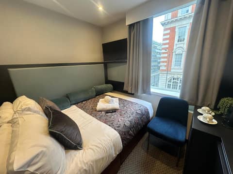 Mabledon Court Hotel — hotel room