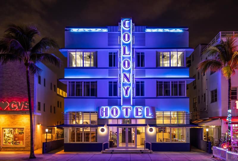 Colony Hotel — building
