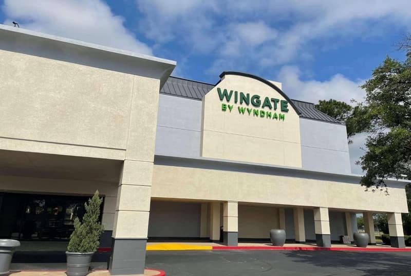 Wingate Houston at Reliant Park & Medical Center — building