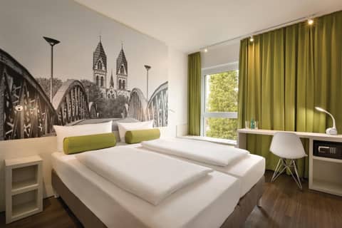 Premier Inn Hamburg City Berliner Tor — photo 3