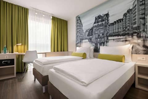 Premier Inn Hamburg City Berliner Tor — photo 4
