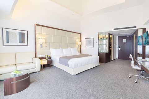 Regal Airport Hotel — photo 7