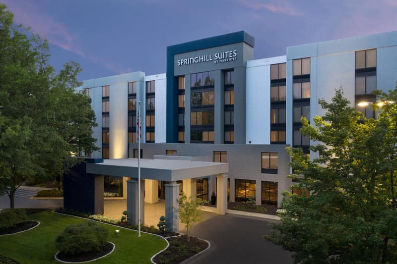 SpringHill Suites by Marriott Atlanta Perimeter Center — building