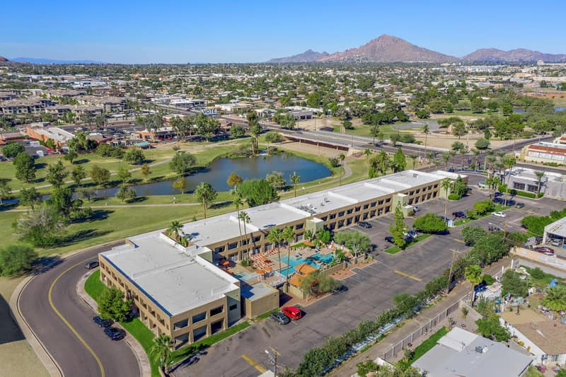 Scottsdale Parkview Hotel — building