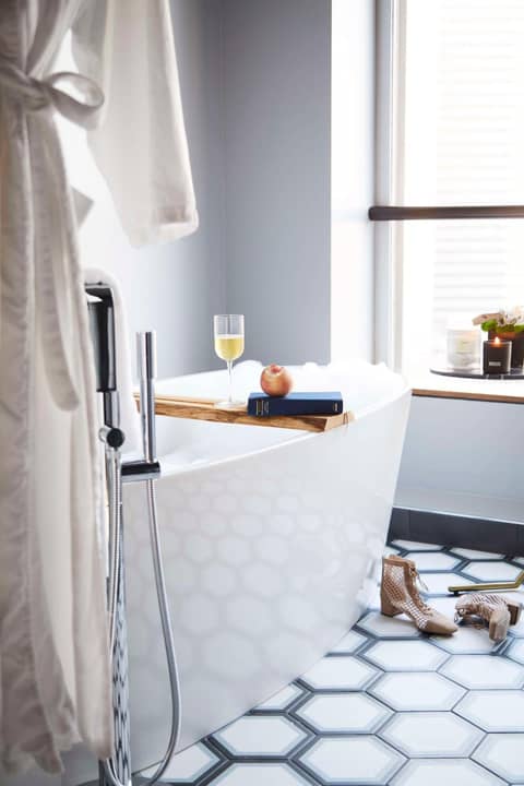 Thompson Dallas, by Hyatt — bathroom